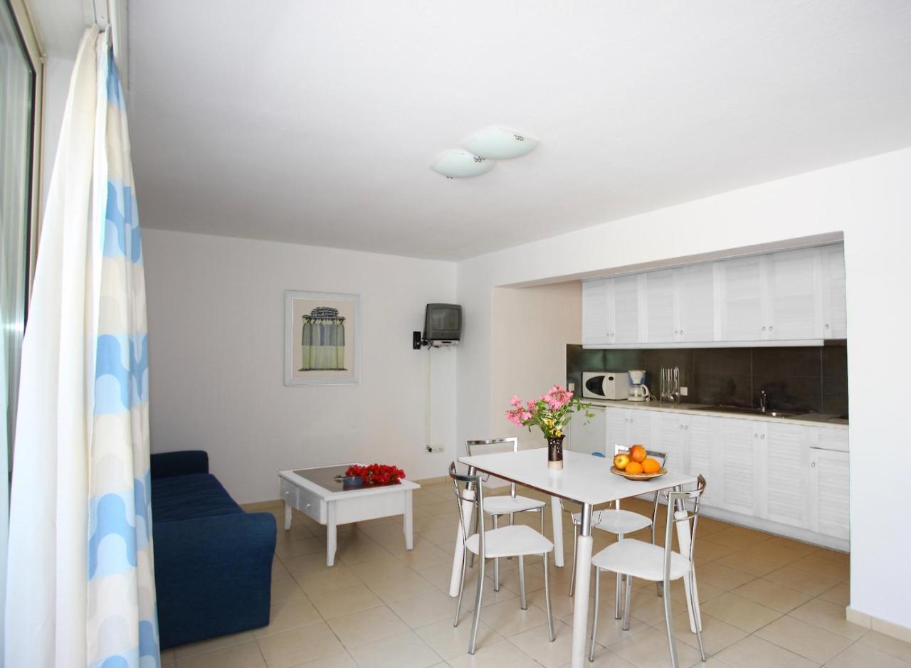 Oliv Apartments 普拉坦斯 外观 照片